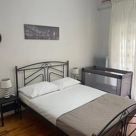 Fbγιώργος πιπερης דירה טריקלה