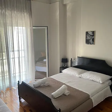 דירה Fbγιώργος πιπερης טריקלה